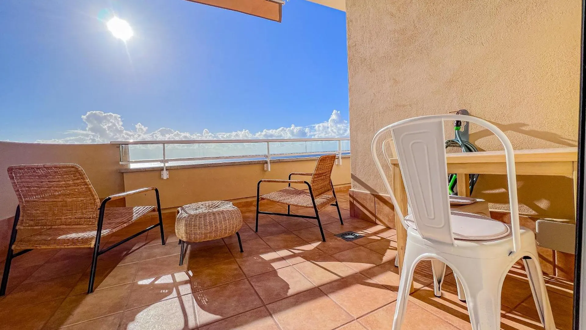 Sunset Paradise - 1 Bedroom With Ocean Views And Pool, Pa74 Puerto de Santiago  Apartamento Puerto de Santiago (Tenerife)