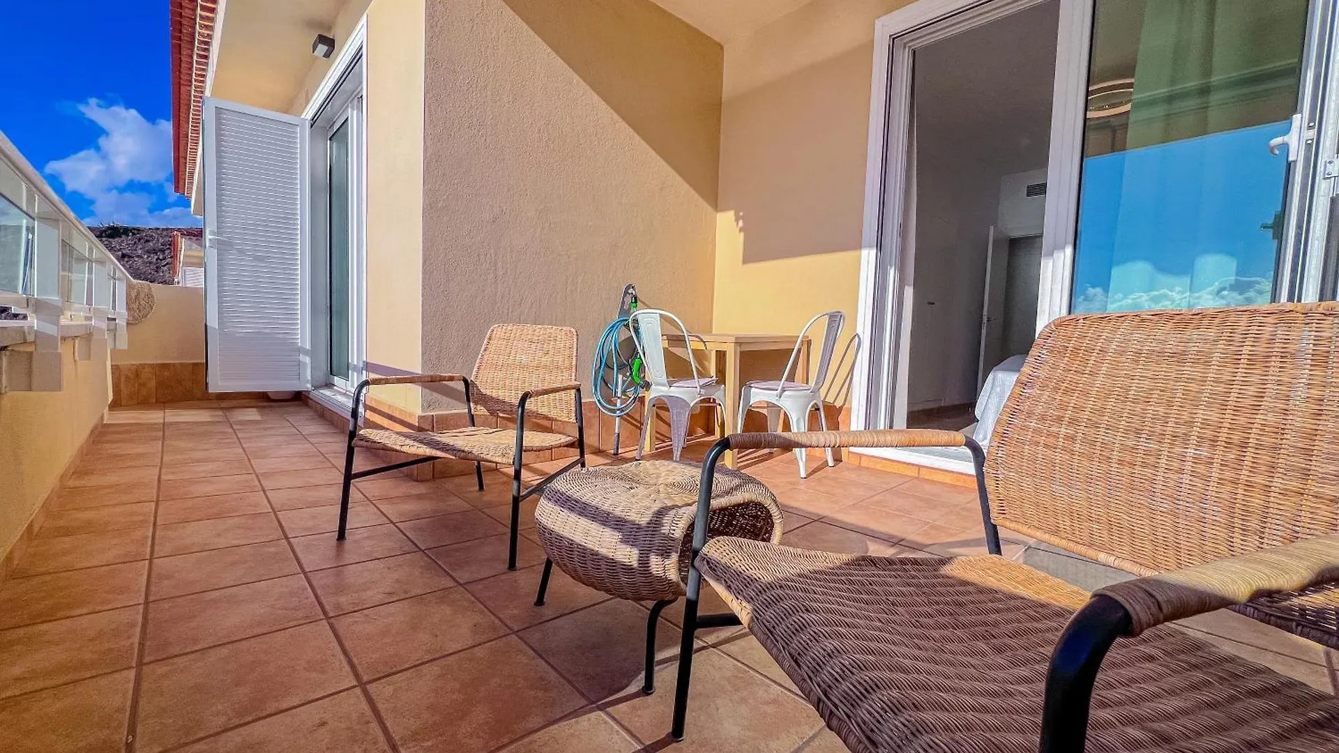 Sunset Paradise - 1 Bedroom With Ocean Views And Pool, Pa74 Puerto de Santiago  Puerto de Santiago (Tenerife)
