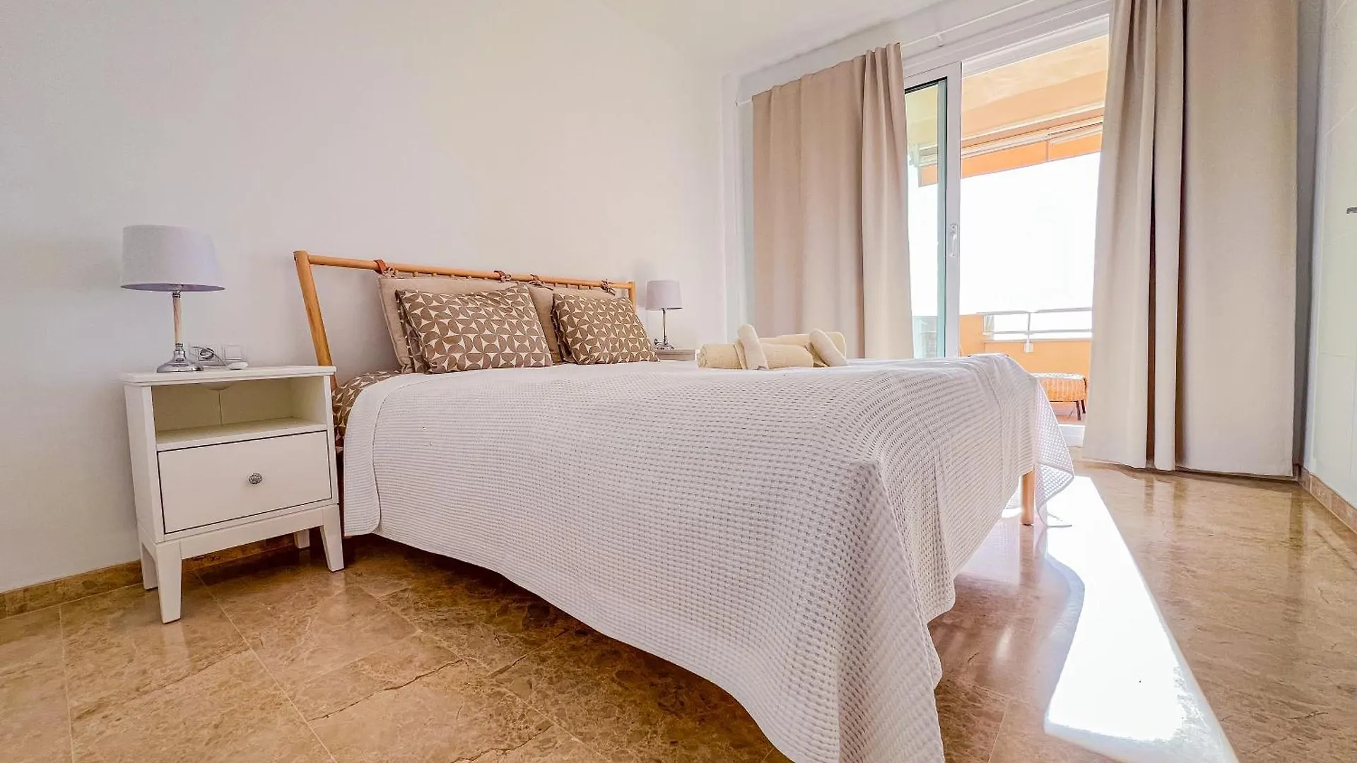 Apartamento Sunset Paradise - 1 Bedroom With Ocean Views And Pool, Pa74 Puerto de Santiago